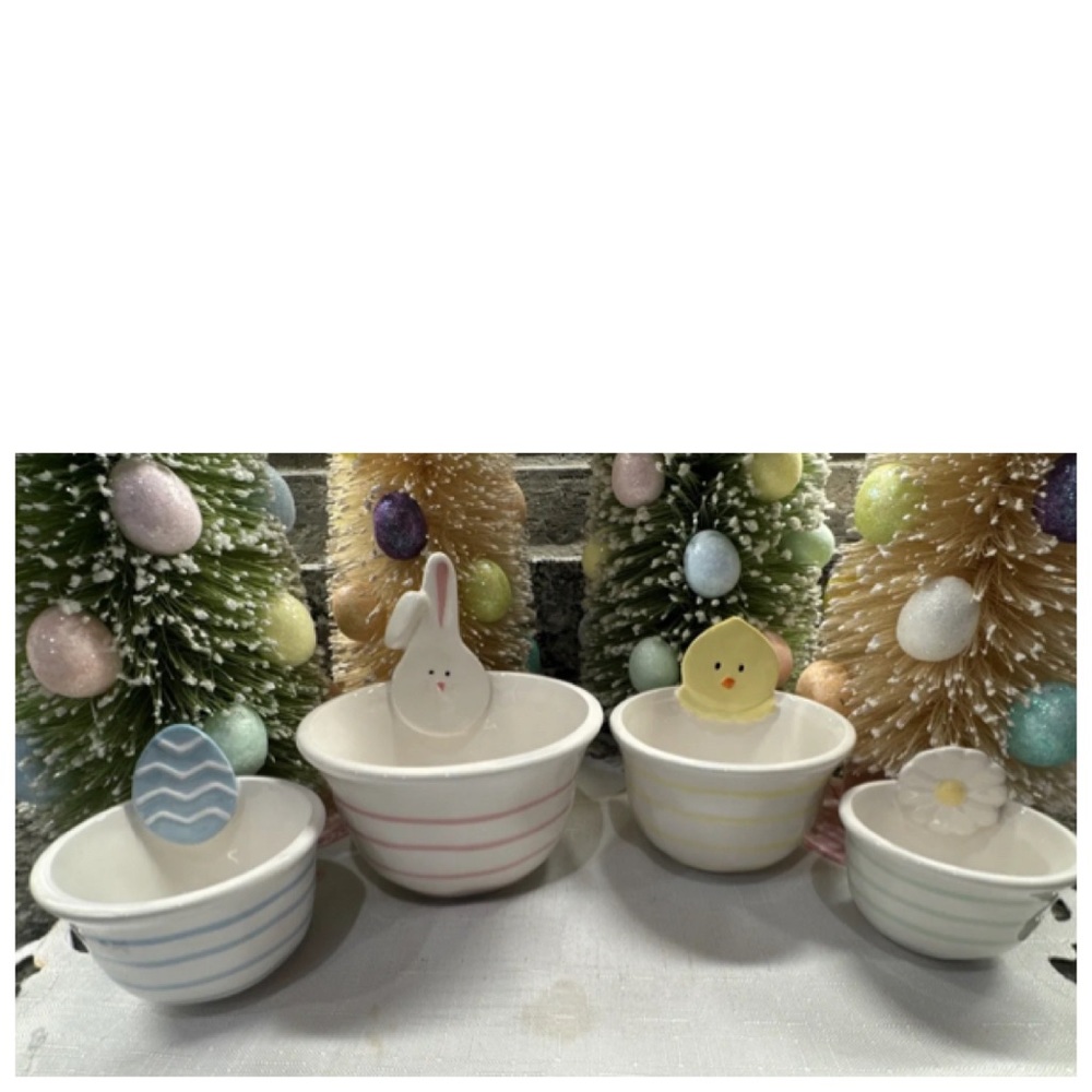 NEW Bakeshop Masterclass Easter Measuring Cups Bunny Chicks Flower and Egg